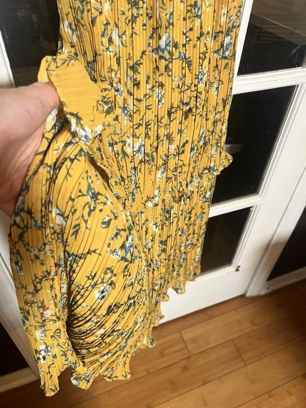 Lulus XS Cascading Yellow Floral Print Spring Cottagecore  Maxi Tiered  Dress. K - Picture 3 of 9